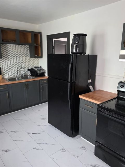 Tiny photo for 940 Hudson Avenue, Rochester, NY 14621 (MLS # R1654134)