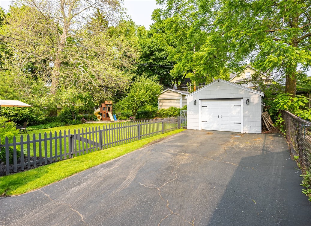 210 Carling Road, Rochester, New York image 38