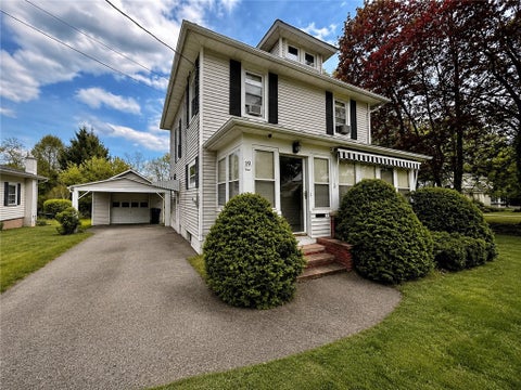 Homes For Sale - 19 South Street<br/> Leicester, NY 14481