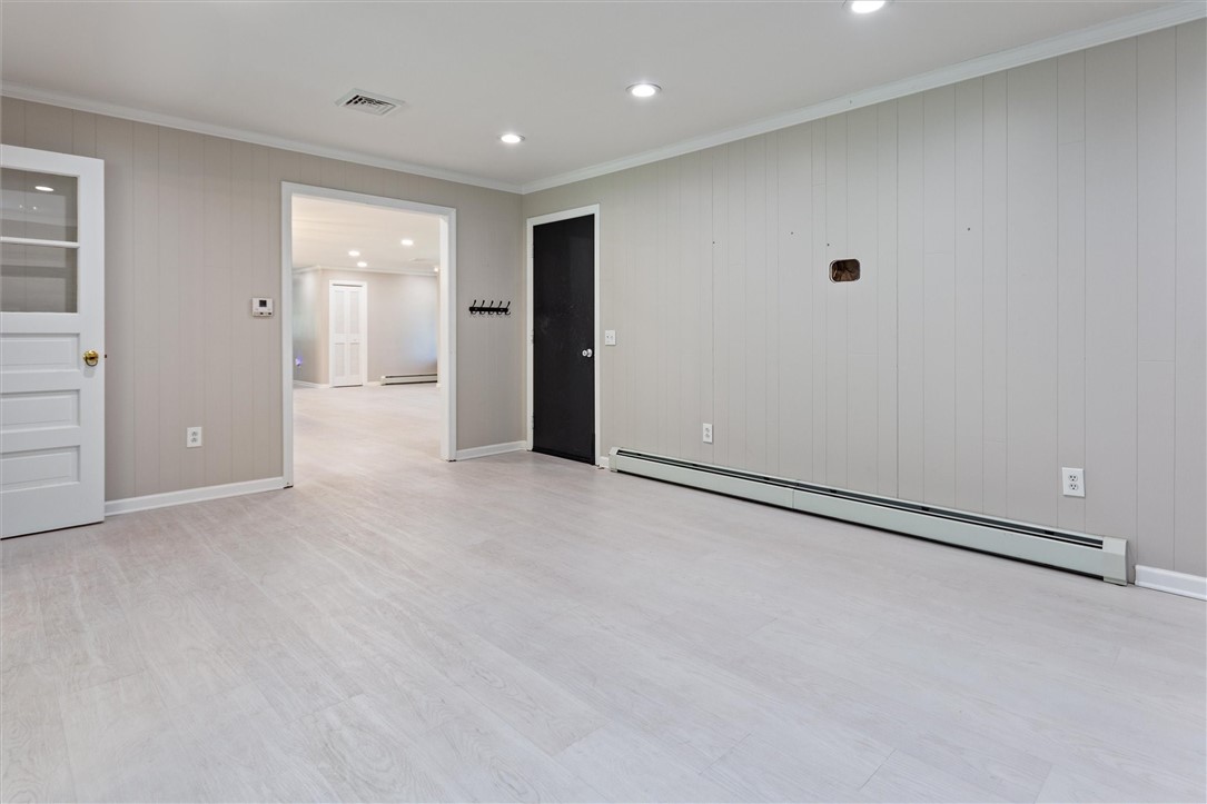257 Fairport Road, Pittsford, New York image 39