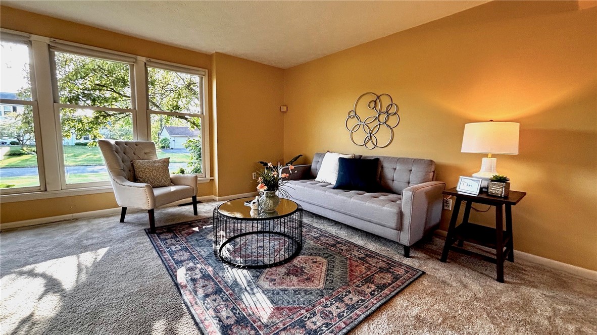 53 Canterbury Trail, Penfield, New York image 4
