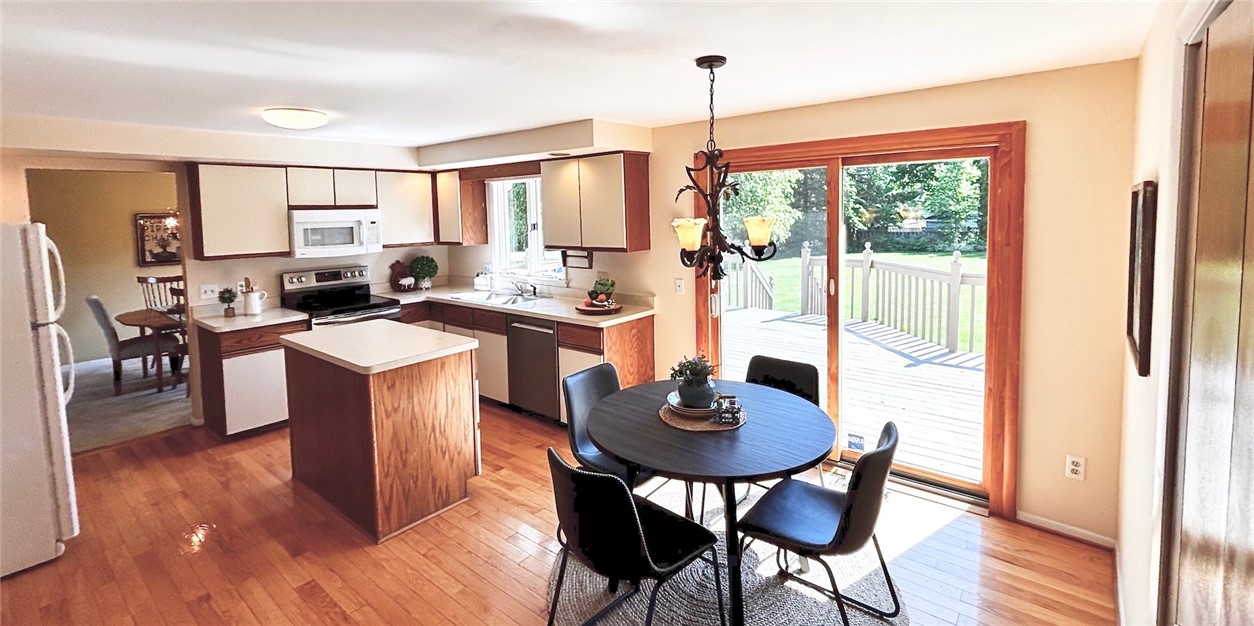 53 Canterbury Trail, Penfield, New York image 10