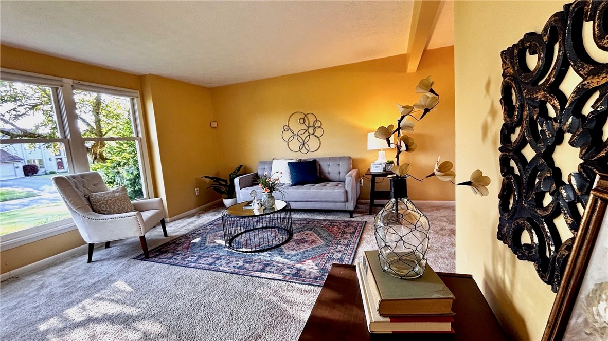 53 Canterbury Trail, Penfield, New York image 7