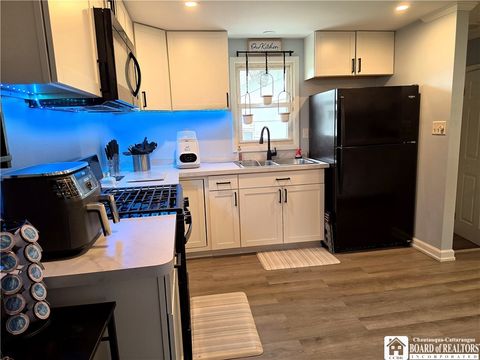 Tiny photo for 4374 Robin Lane, Hamburg, NY 14075 (MLS # R1700283)
