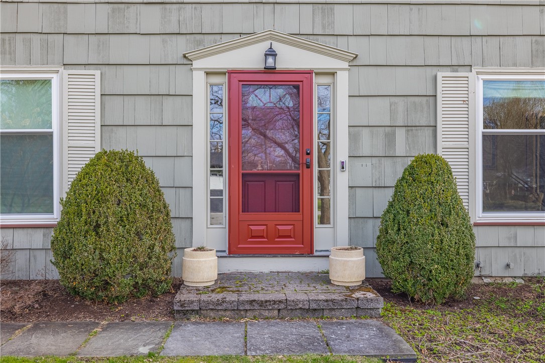 95 Parkwood Avenue