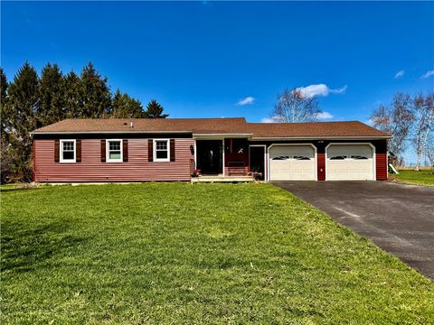 Homes For Sale - 582 Brooks Road<br/> Monroe County, Henrietta, NY 14586