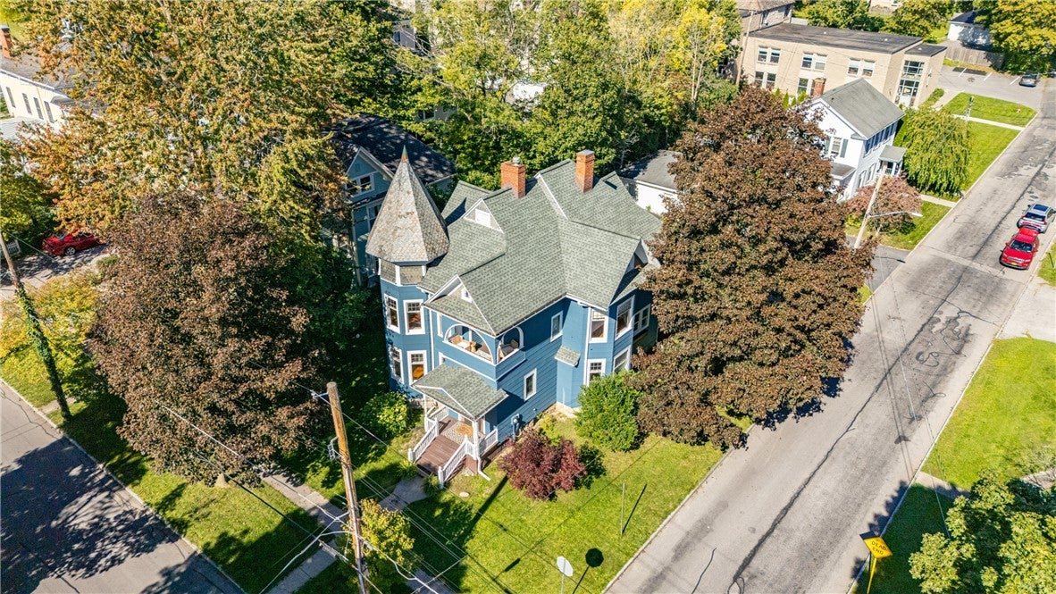 20 Howell Street
