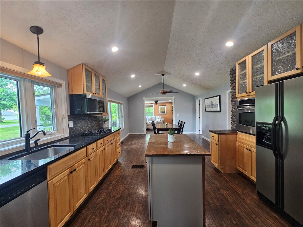 6470 Salmon Creek Road, Williamson, New York image 7