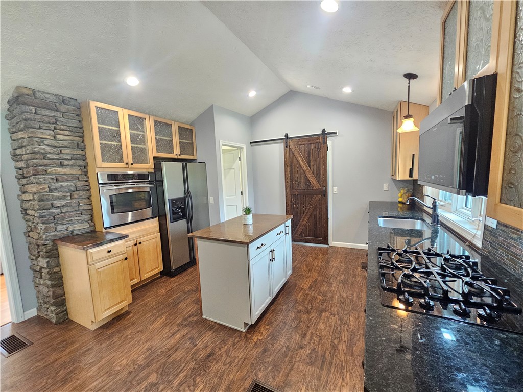 6470 Salmon Creek Road, Williamson, New York image 10