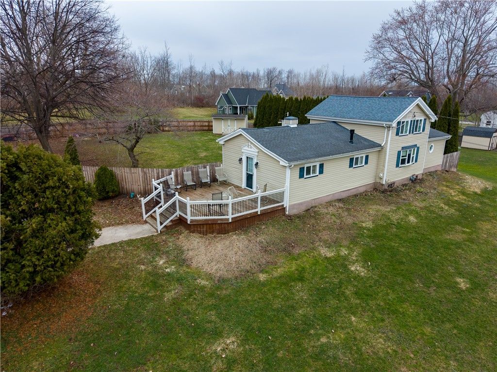 Photo of 697 N Greece Road, Greece, NY 14626 (MLS # R1667093)