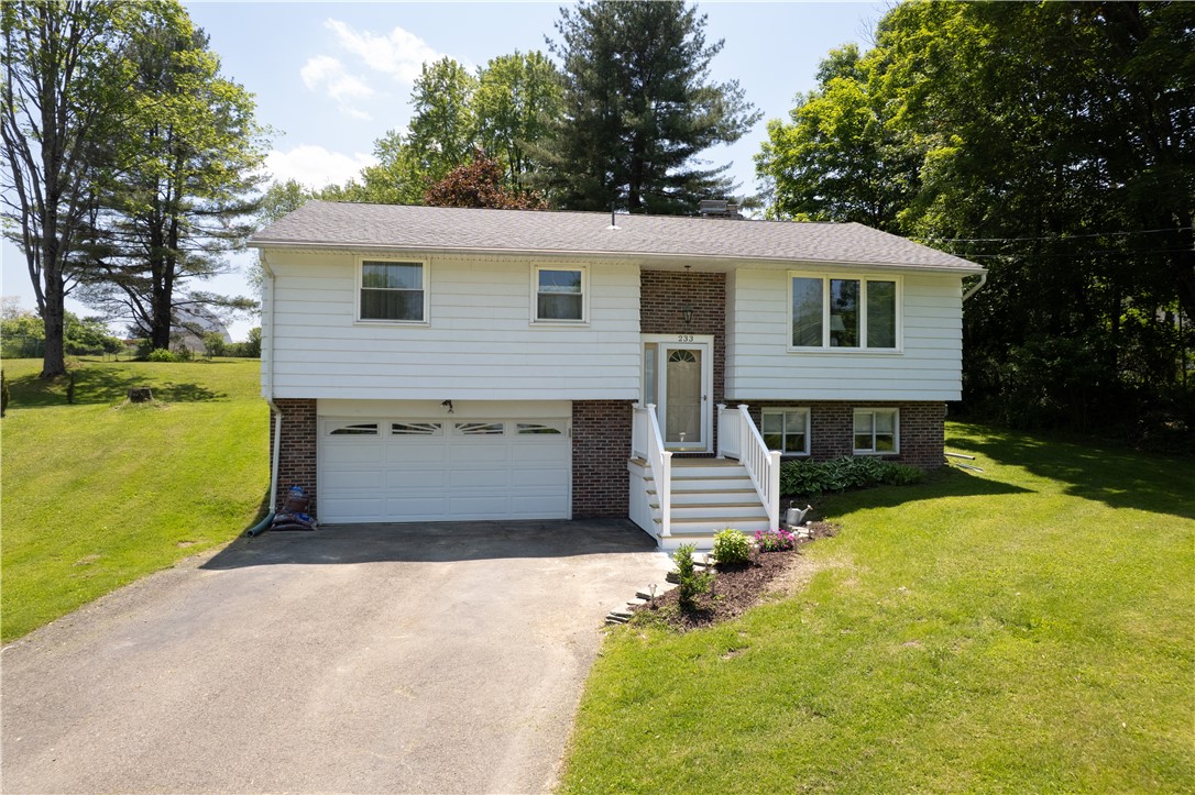 233 Juneberry Road, Vestal, New York image 1