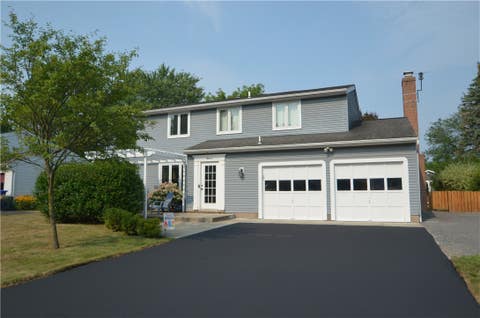 Photo for 11 Thistlewood Lane