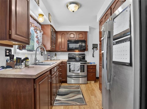 Tiny photo for 17 Briarwood Lane, Perinton, NY 14450 (MLS # R1709107)