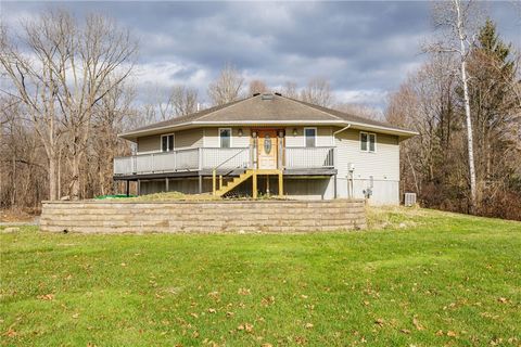 34 Pratt Road Manchester NY 14504