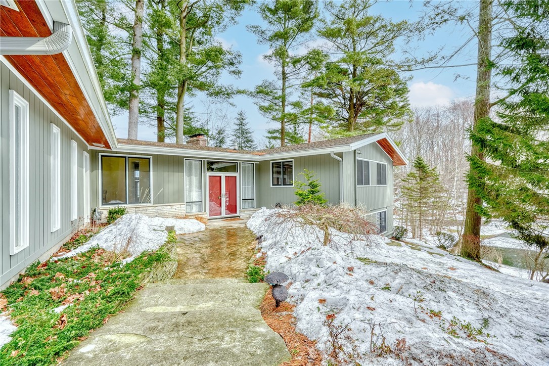 684 Lake Road, Webster, New York image 2