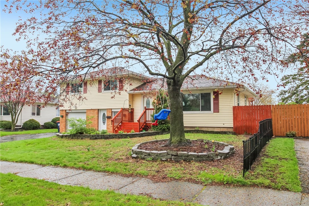 8 Caren Drive