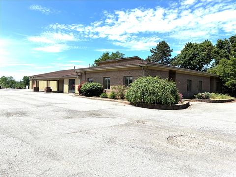 Photo of 1249-1251 Lehigh Station Road, Henrietta, NY 14467 (MLS # R1690016)