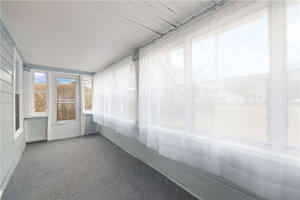 Photo of 513 W Filbert Street, East Rochester, NY 14445 (MLS # R1666526)