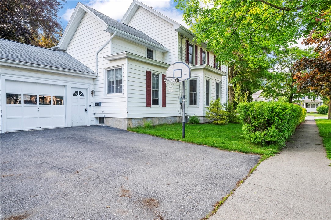 139 E Main Street, Avon, New York image 39