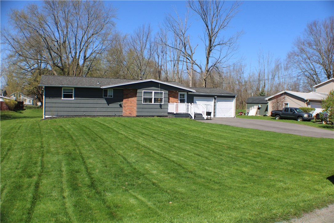 509 County Line Road, Webster, New York image 1