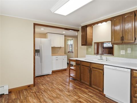 Tiny photo for 813 N Elmer Ave Ave, Sayre Boro, PA 18840 (MLS # R1655356)