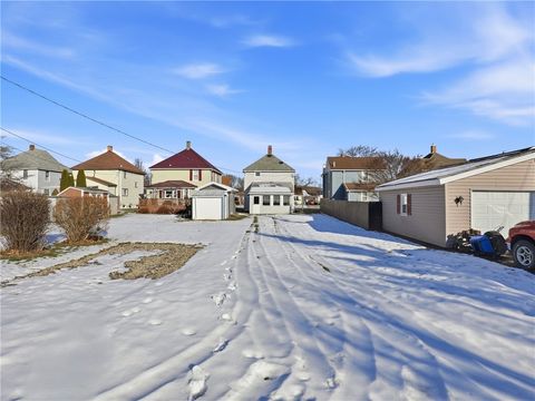 Tiny photo for 813 N Elmer Ave Ave, Sayre Boro, PA 18840 (MLS # R1655356)