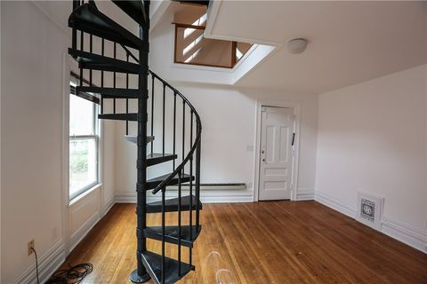 Tiny photo for 11 Portsmouth Ter #3, Rochester, NY 14607 (MLS # R1660526)