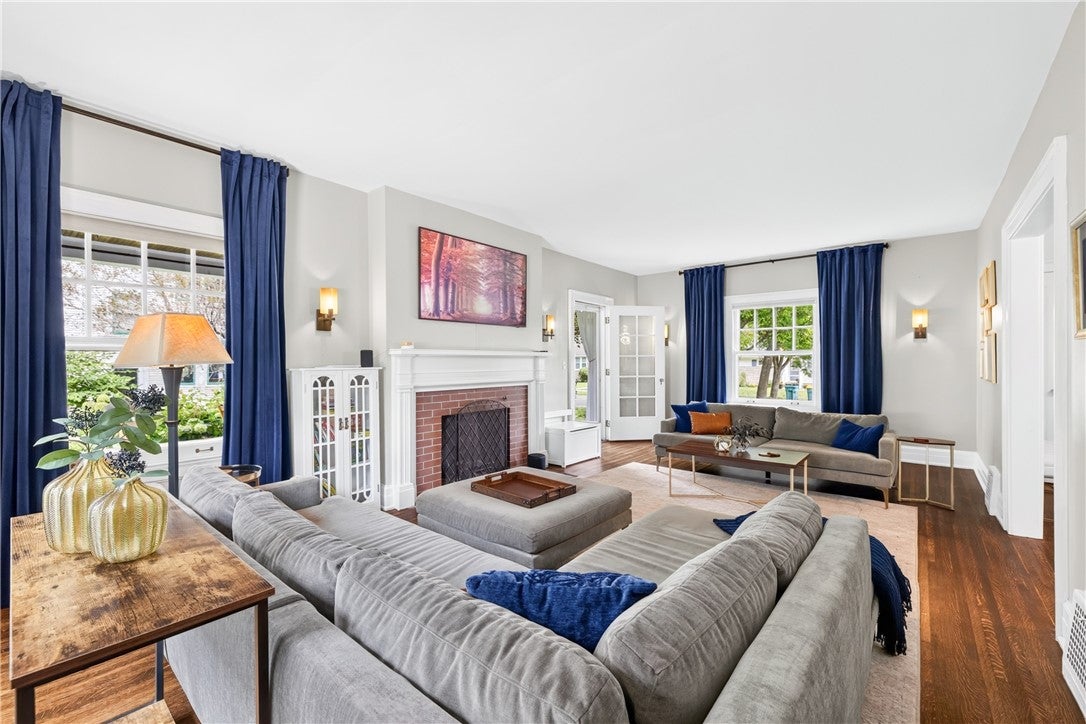 71 Ontario Street