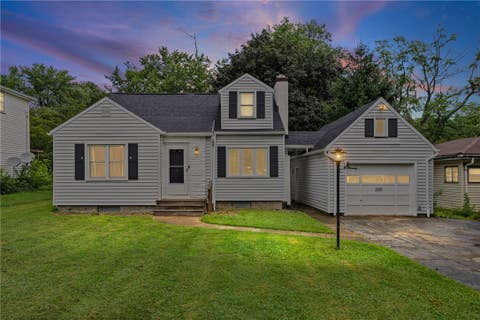Photo of 260 Pardee Road, Irondequoit, NY 14609 (MLS # R1701853)