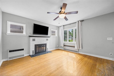 Tiny photo for 260 Pardee Road, Irondequoit, NY 14609 (MLS # R1701853)