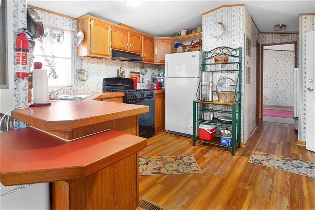 7638 Cardinal Road, Wolcott, New York image 8