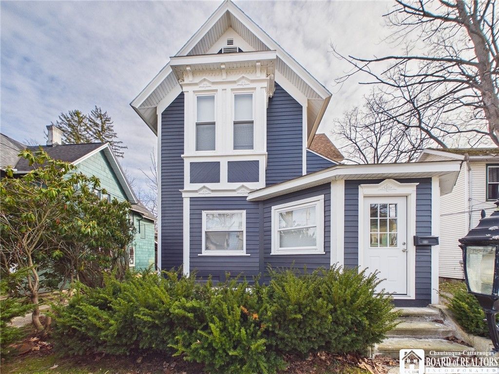 Photo of 330 Laurel Avenue, Olean, NY 14760 (MLS # R1669134)