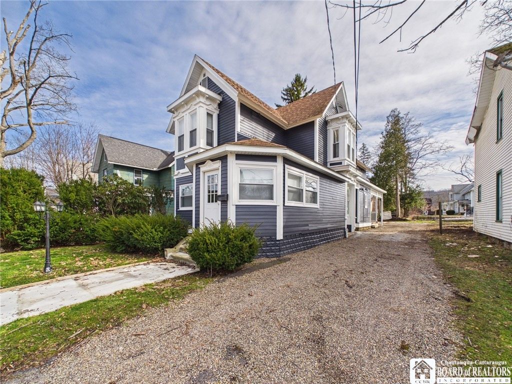 Photo of 330 Laurel Avenue, Olean, NY 14760 (MLS # R1669134)