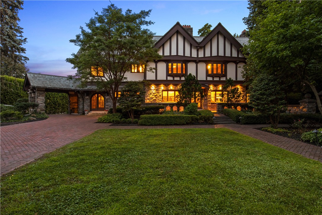 Search Properties 2 2615 east avenue