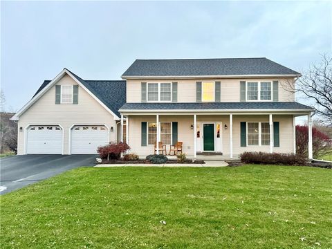Photo of 12 Highview Circle, Horseheads, NY 14845 (MLS # R1647612)