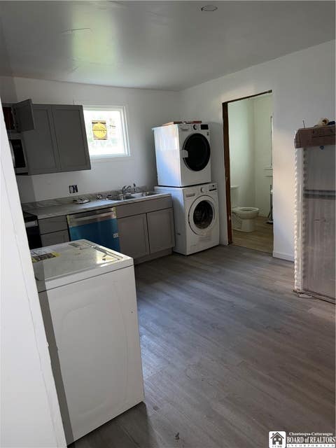 Tiny photo for 28 Pearl Avenue, Jamestown, NY 14701 (MLS # R1702200)