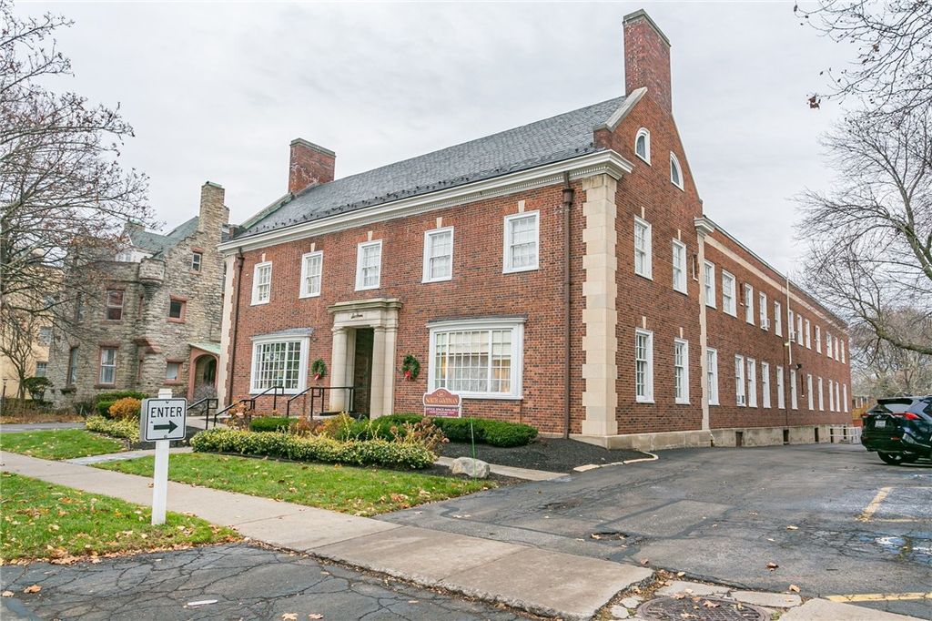 Photo of 16 N Goodman Street, Rochester, NY 14607 (MLS # R1513409)