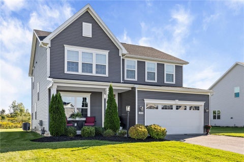 Photo of 6030 Ivory Drive, Farmington, NY 14425 (MLS # R1713137)