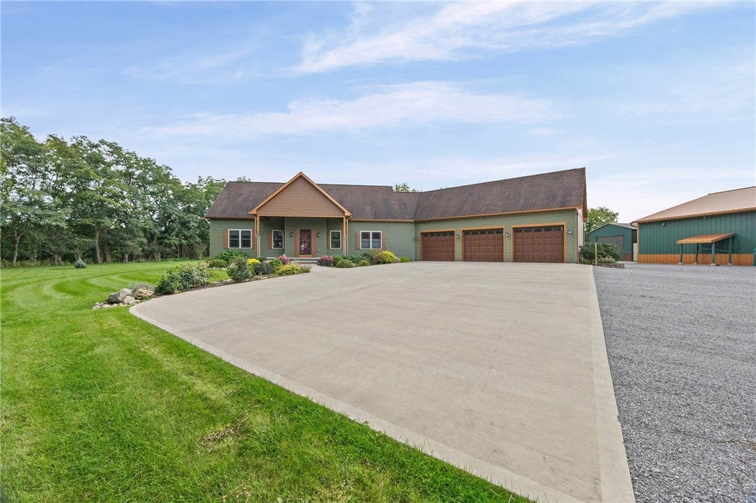 8293 Lake Street Road