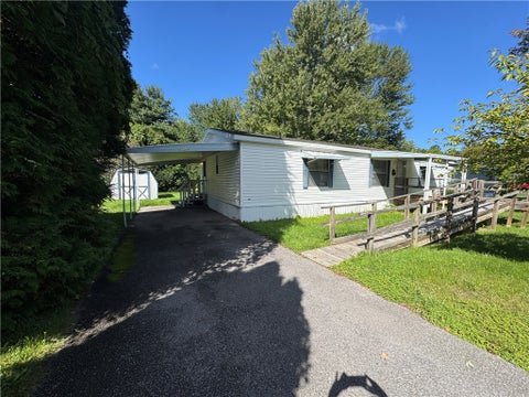 Mobile Home For Sale - 1021 Waterloo Geneva Rd. Lot #28 Road<br/> Waterloo, NY 13165