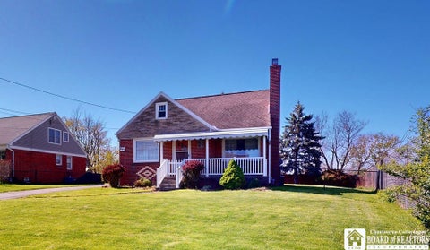 Homes For Sale - 645 Mapleview Rd Rd<br/> Cheektowaga, NY 14225