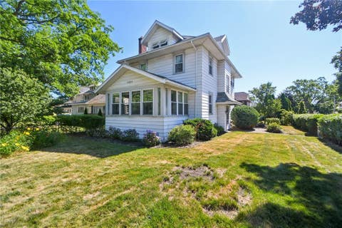 Photo for 2924 Lake Avenue