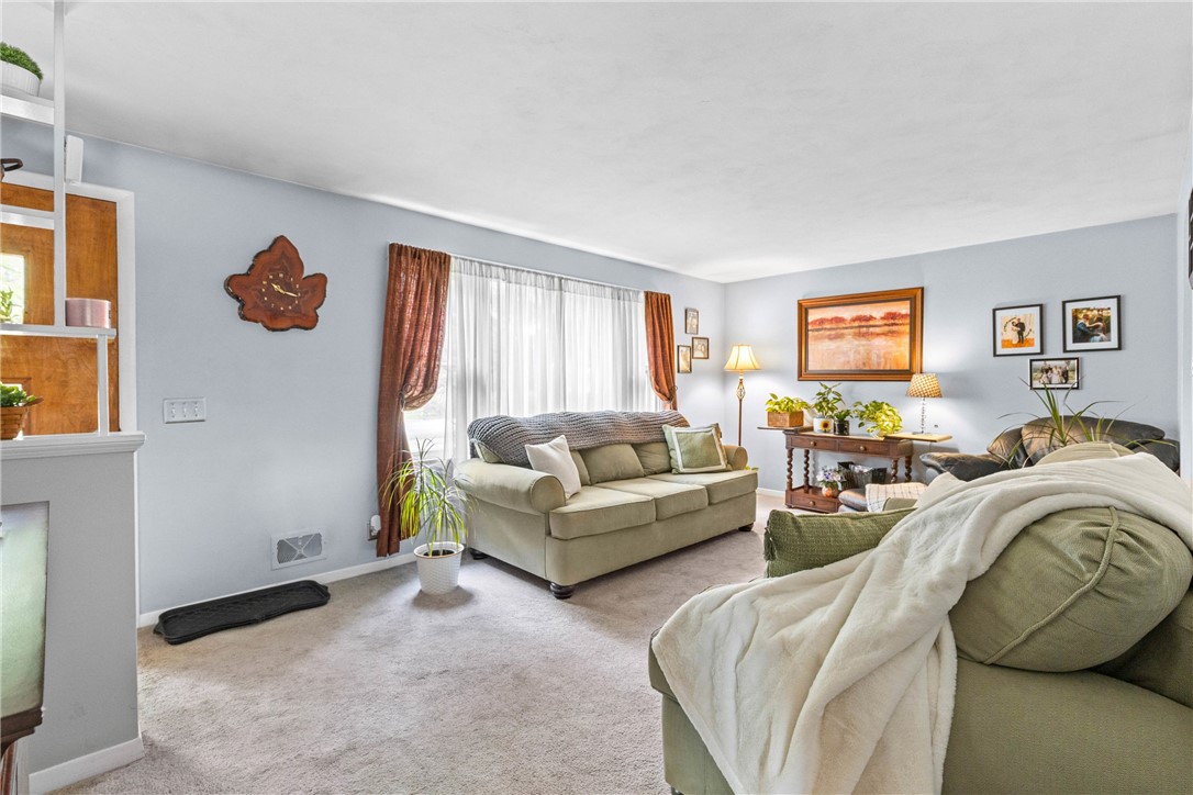 170 Impala Drive, Irondequoit, New York image 5