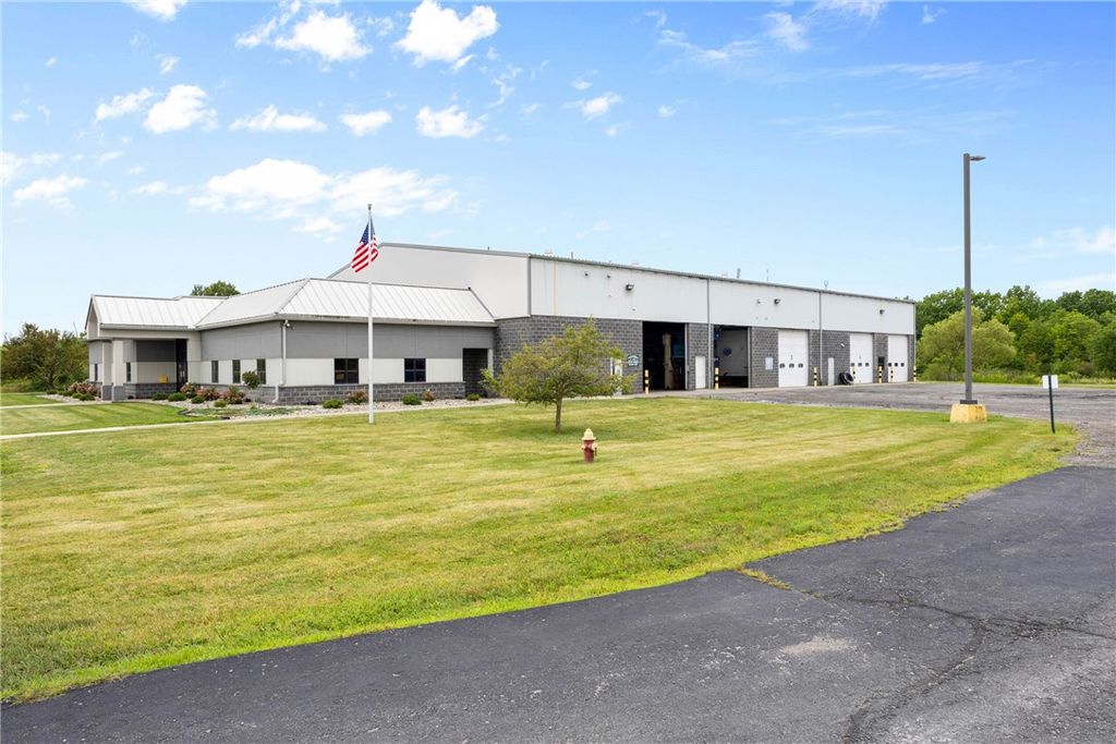 Photo of 2926 Lakeville Road, Avon, NY 14414 (MLS # R1633341)