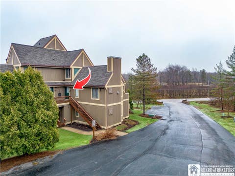 Photo for 4453 Old Road 6-202