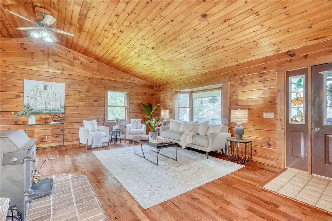 1362 Drake Road, Clarkson, New York image 8