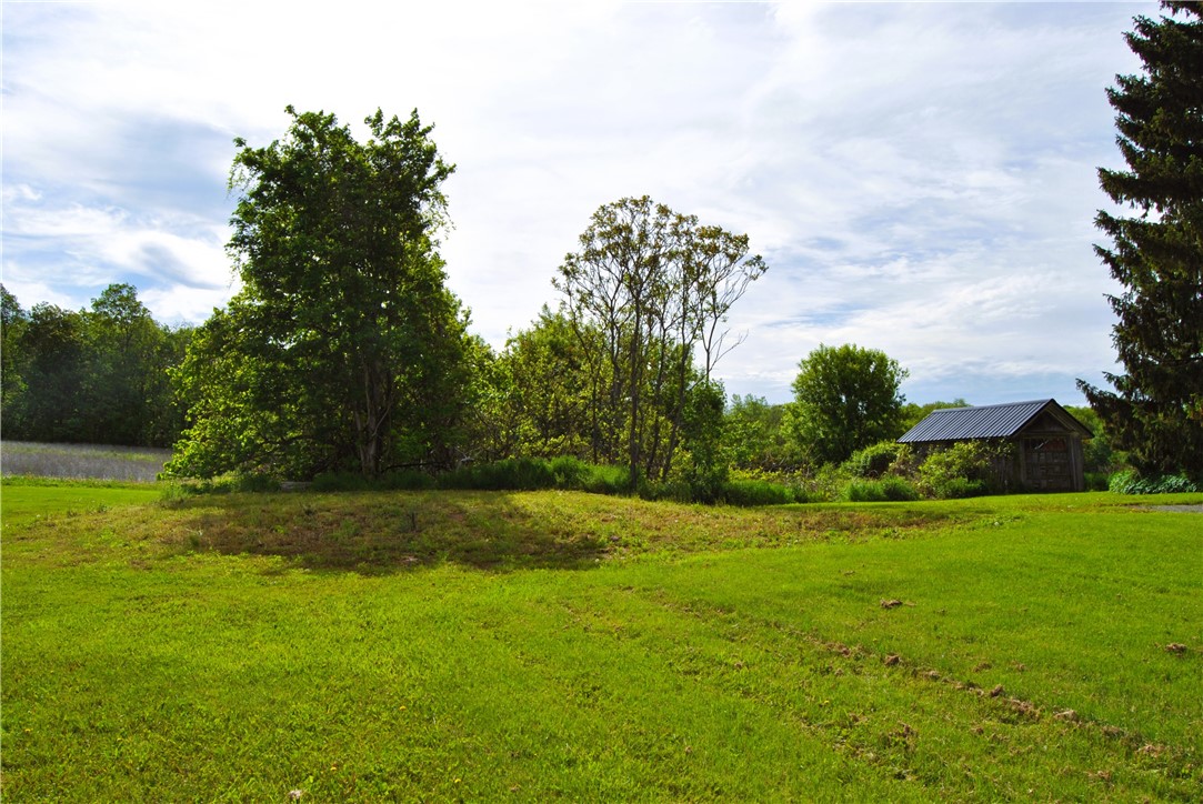2483 Cannan Road
