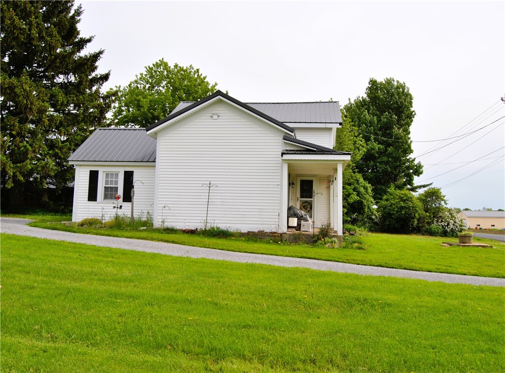 2483 Cannan Road