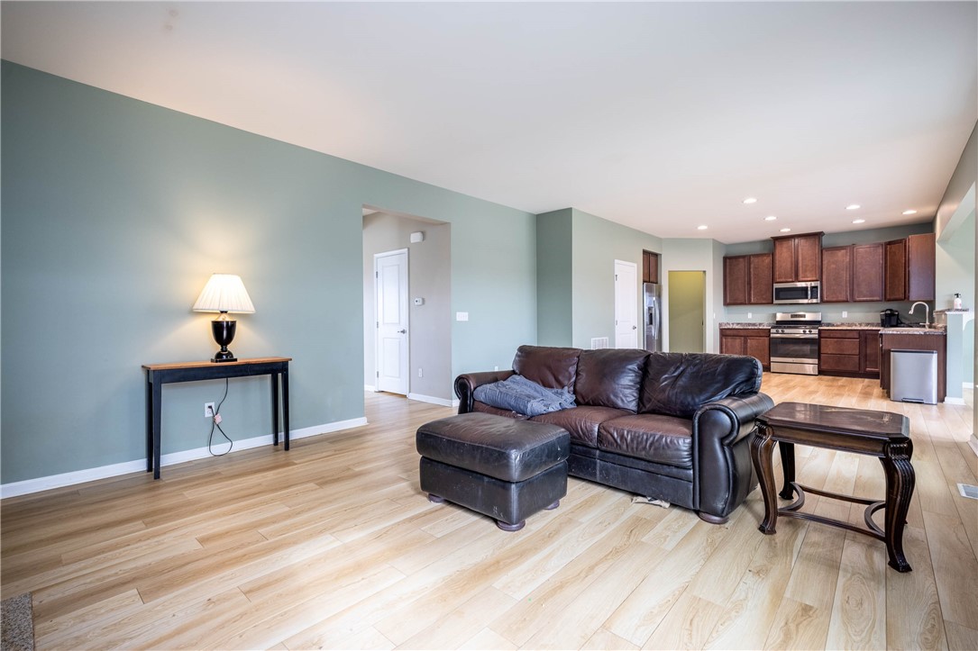 219 East Path, Henrietta, New York image 10