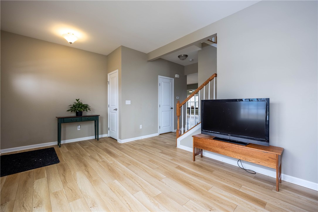 219 East Path, Henrietta, New York image 15